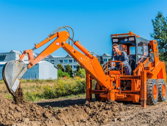 Минипогрузчик Locust L753