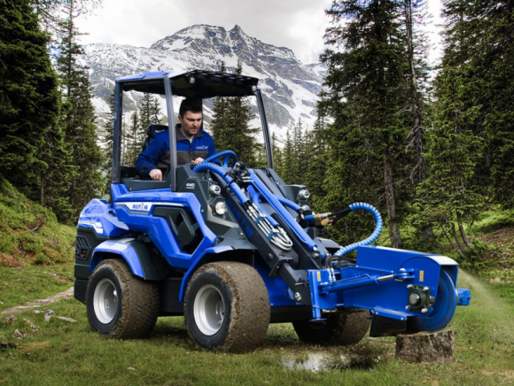 Мини погрузчик MULTIONE 7.2K- 1380кг