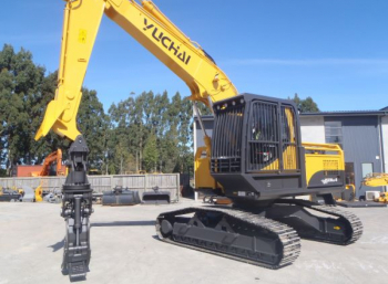 Экскаватор Yuchai YC230-9